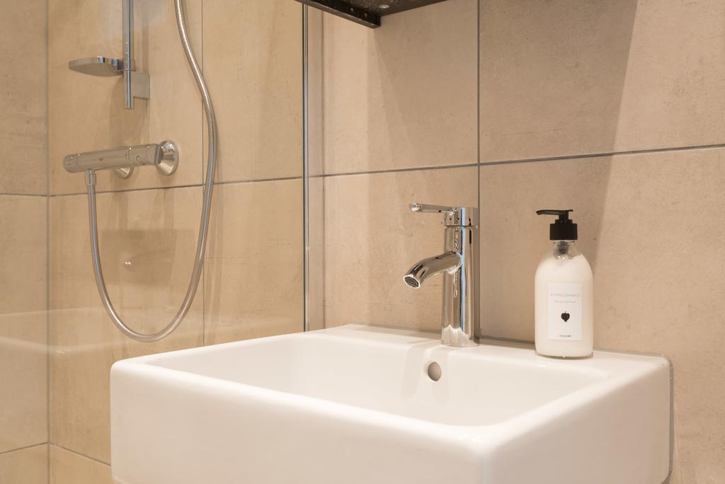 Happy Day'S Apartment Amsterdam Bagian luar foto
